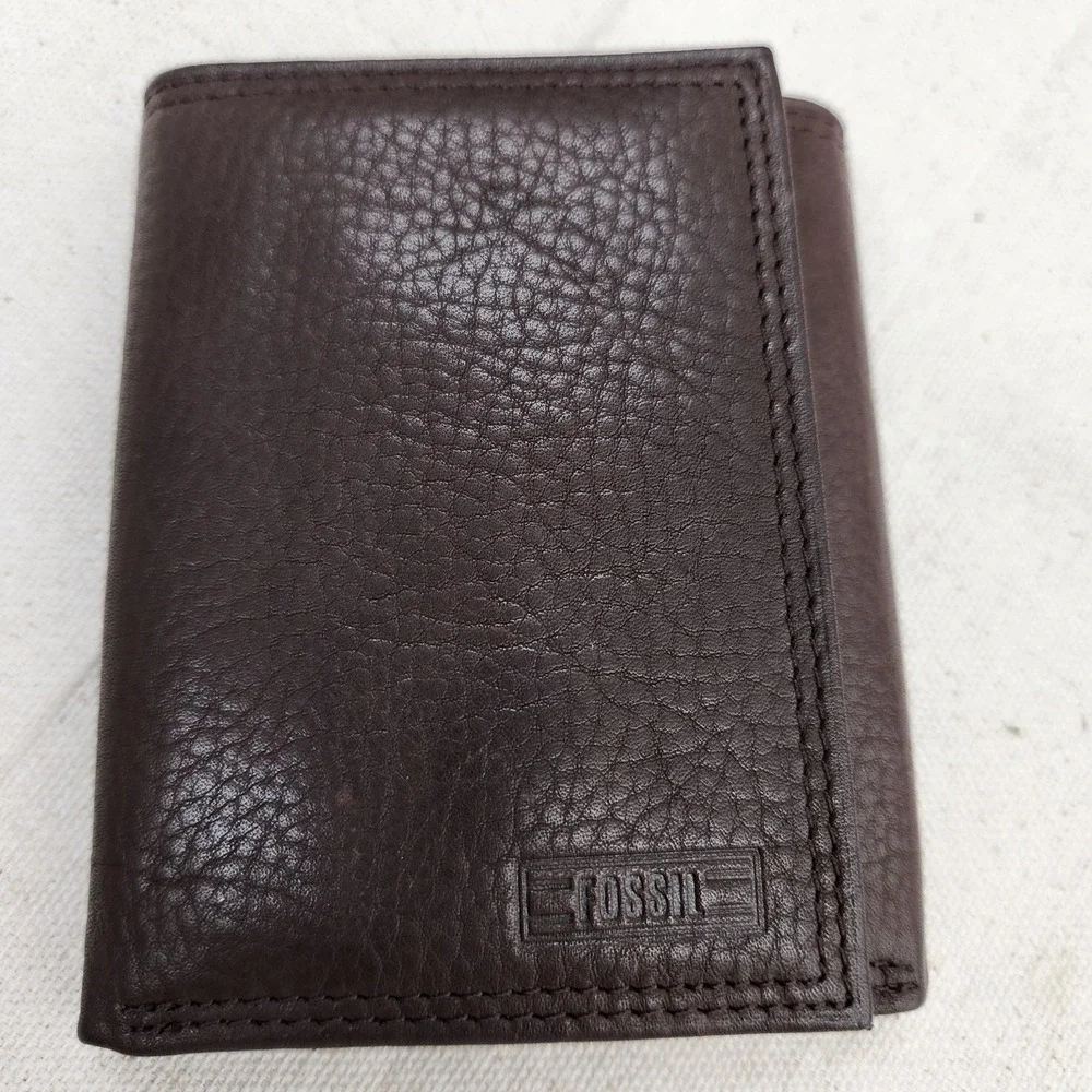 Fossil Men's Dark Brown Trifold Wallet Genuine Leather Soft Excellent Pre-owned